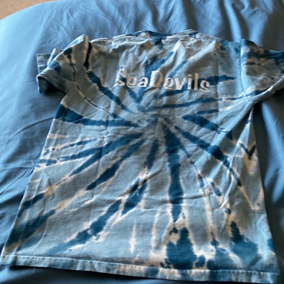 to small on me - Picture 2 of 2